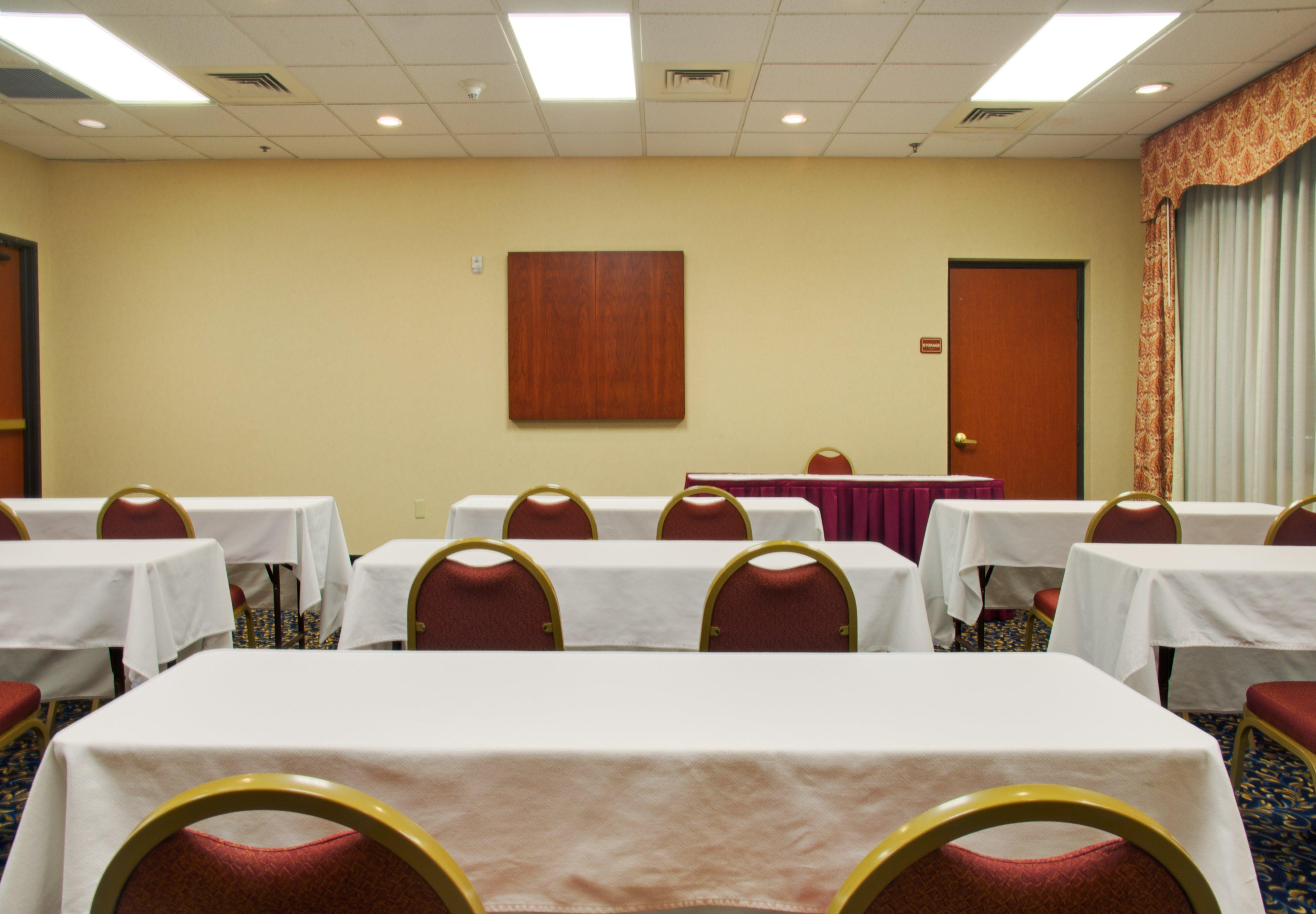 Holiday Inn Express & Suites Houston - Memorial Park Area By Ihg Extérieur photo