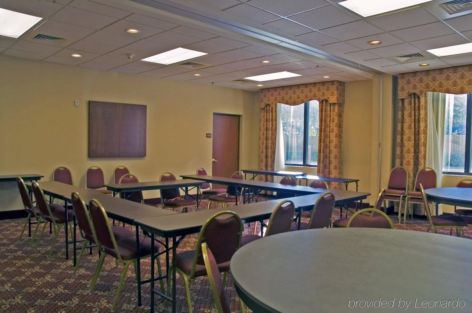 Holiday Inn Express & Suites Houston - Memorial Park Area By Ihg Extérieur photo