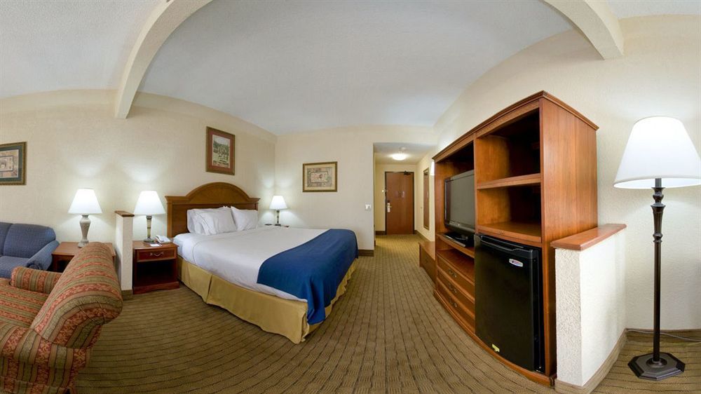 Holiday Inn Express & Suites Houston - Memorial Park Area By Ihg Extérieur photo