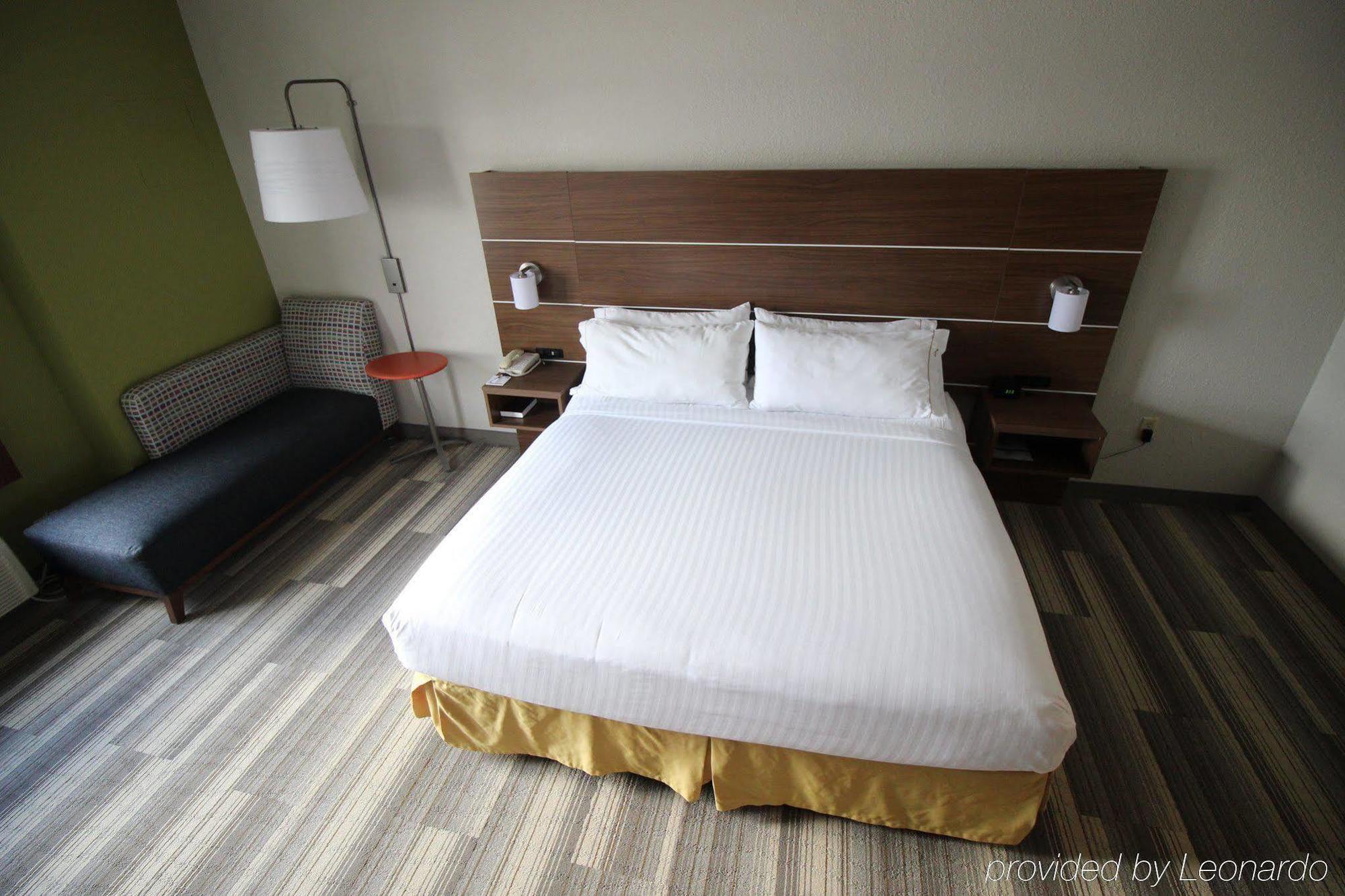 Holiday Inn Express & Suites Houston - Memorial Park Area By Ihg Extérieur photo