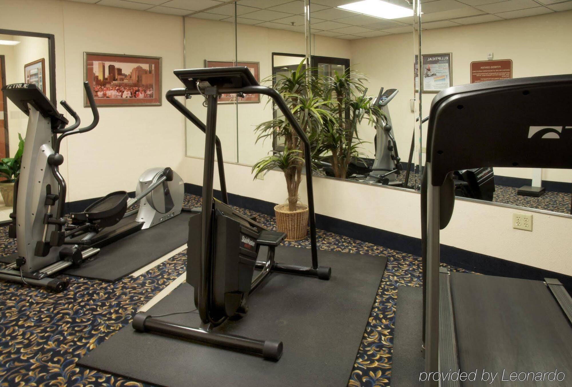 Holiday Inn Express & Suites Houston - Memorial Park Area By Ihg Extérieur photo