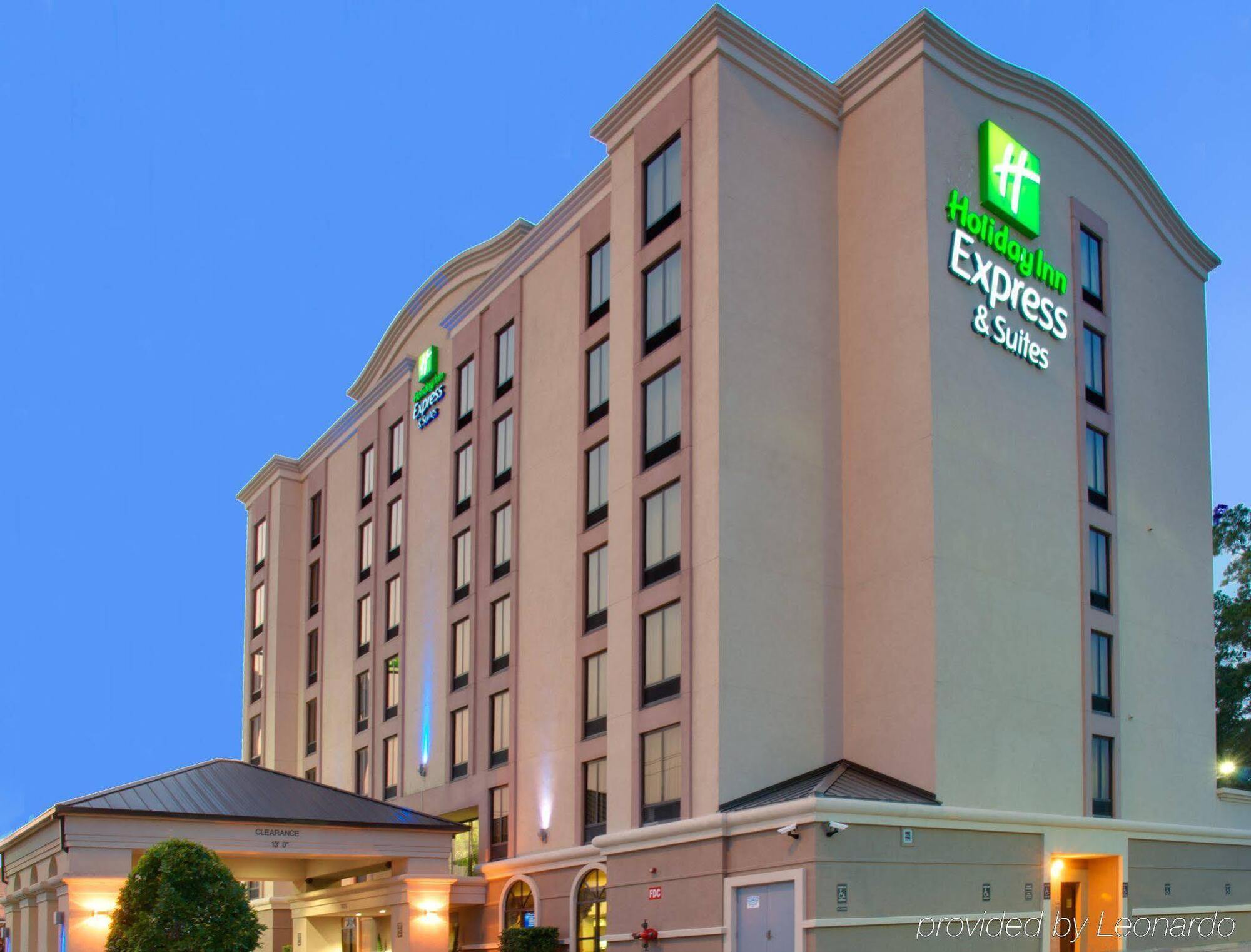 Holiday Inn Express & Suites Houston - Memorial Park Area By Ihg Extérieur photo